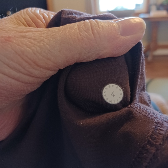 Lululemon High Rise size 4 Brown Purple Discontinued - Picture 7 of 13